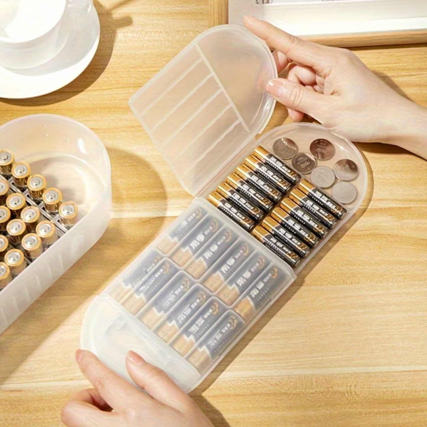 26 Slot Single Layer Battery Organiser with Battery Tester